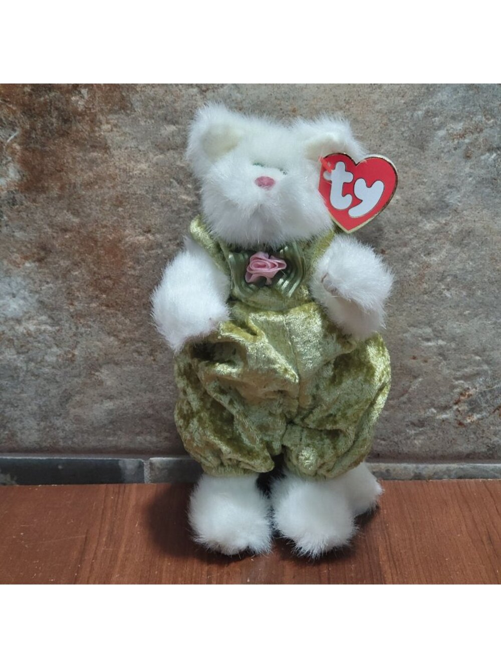 VTG Ty Attic Treasures Katrina The White Cat Green Velvet Plush Jointed Retired